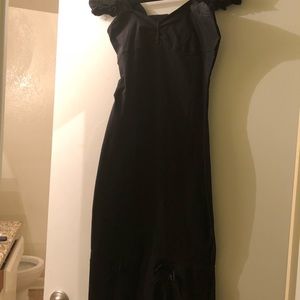 Stop starring black dress